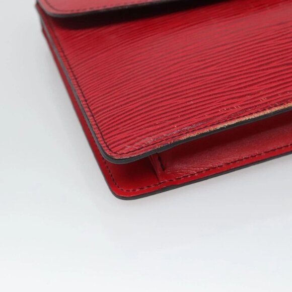 LOUIS VUITTON Epi Montagne 20 Clutch Bag Red LV - Picture 7 of 16